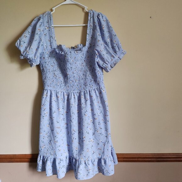 Charmed Hearts Floral House Dress - With Elastic From The Chest Size 2XL - Picture 2 of 6